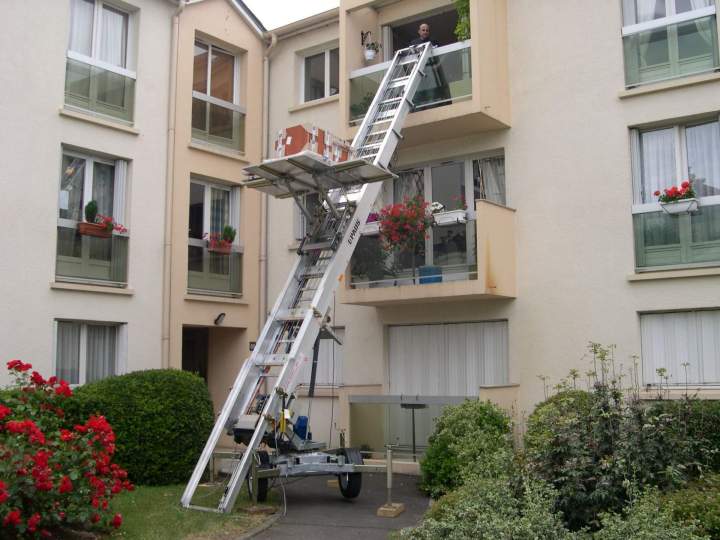 Prestation monte meuble sur mesure