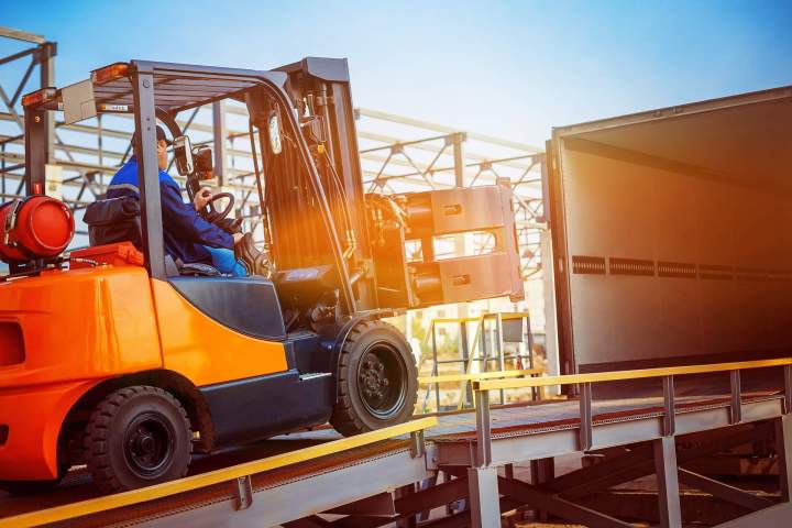 Transport spécialisé et soigné pour vos meubles.